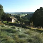 Kemp Domaine De L'ours / Saint-Urcize