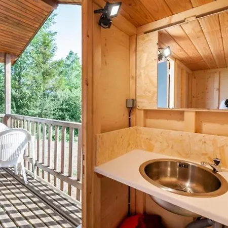 Domaine De L'ours / Kemping Saint-Urcize