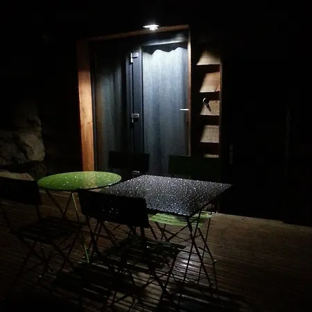 Domaine De L'ours / Saint-Urcize