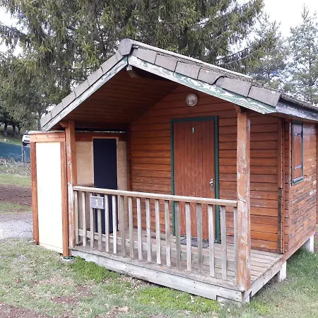 Campsite Domaine De L'ours / Saint-Urcize